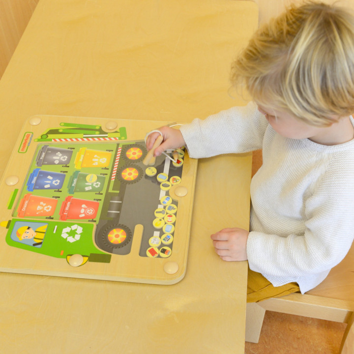 MASTERKIDZ Tablica Magnetyczna Segregowanie Odpadów Ciężarówka do Recy
