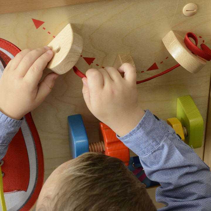 MASTERKIDZ Tablica Edukacyjna - Zręczność Manualna Sznurowanie Montess