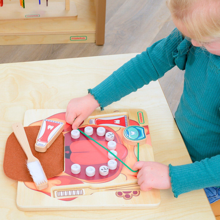 MASTERKIDZ Nauka Zdrowej Higieny Jamy Ustnej na Przykładzie Pieska - T