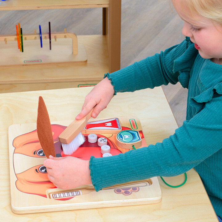 MASTERKIDZ Nauka Zdrowej Higieny Jamy Ustnej na Przykładzie Pieska - T