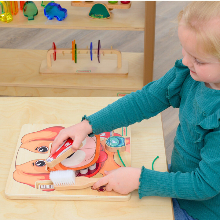 MASTERKIDZ Nauka Zdrowej Higieny Jamy Ustnej na Przykładzie Pieska - T