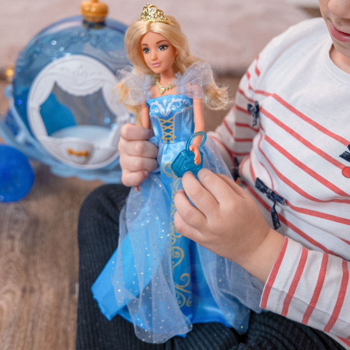 WOOPIE ROYAL Lalka Lodowa Księżniczka Lily i Magiczny Powóz Karoca Akc