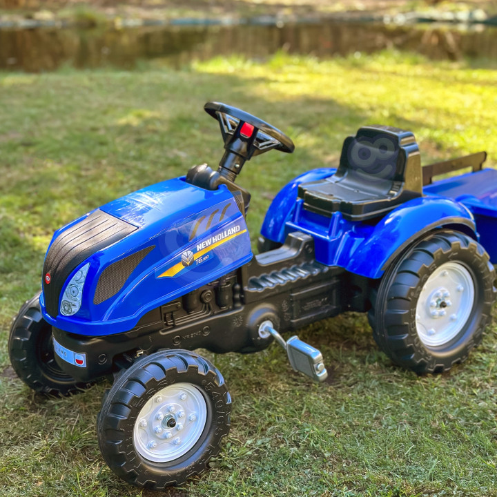 FALK Traktor na Pedały New Holland z Przyczepą i Otwieraną Maską 2-5 l