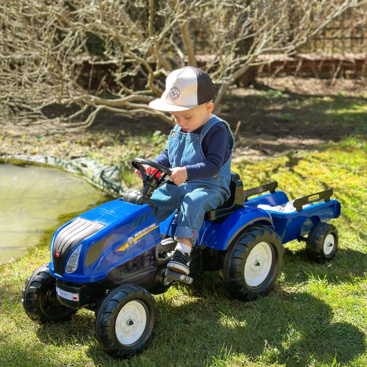 FALK Traktor na Pedały New Holland z Przyczepą i Otwieraną Maską 2-5 l