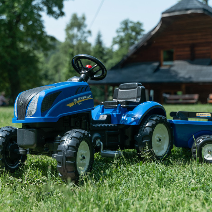 FALK Traktor na Pedały New Holland z Przyczepą i Otwieraną Maską 2-5 l
