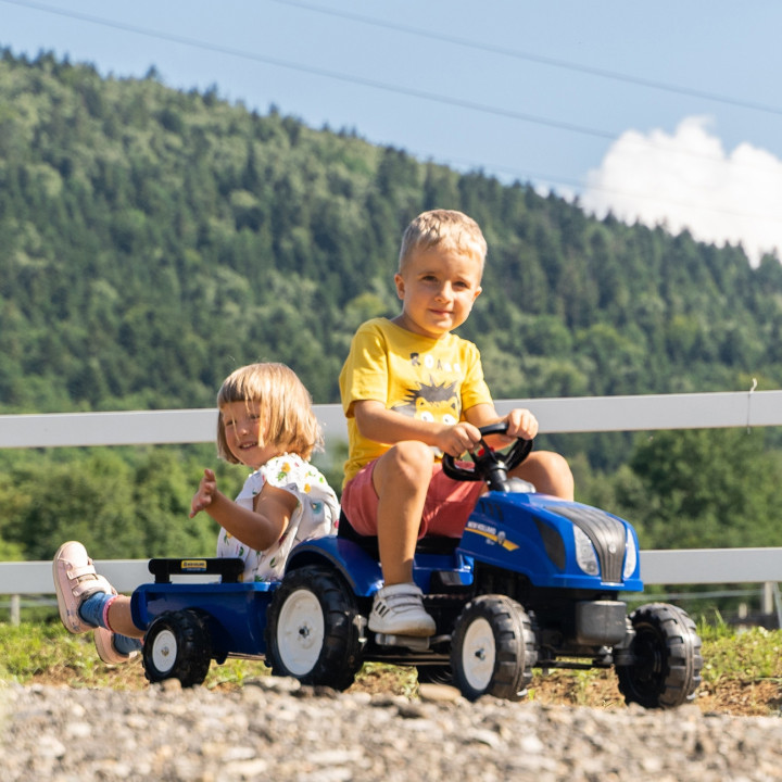 FALK Traktor na Pedały New Holland z Przyczepą i Otwieraną Maską 2-5 l