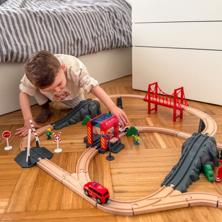Tooky Toy Drewniana Kolejka Elektryczna Straż Pożarna Efekty Dźwiękowe