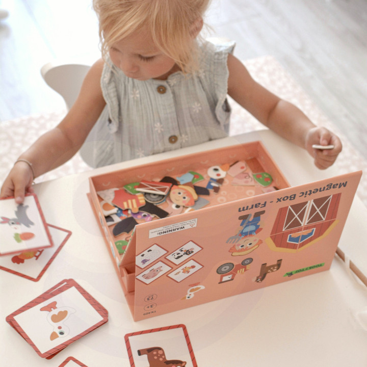 
						TOOKY TOY Układanka Magnetyczna Farma Puzzle
					