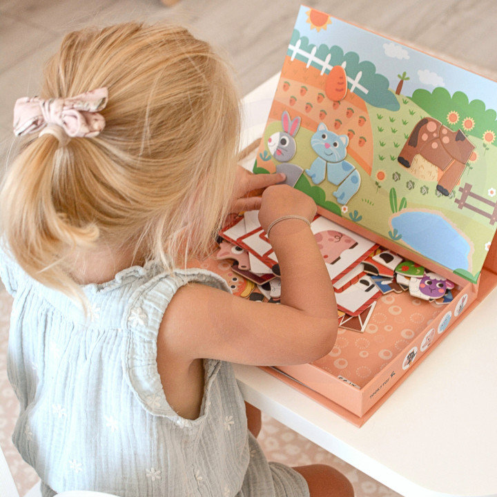 
						TOOKY TOY Układanka Magnetyczna Farma Puzzle
					