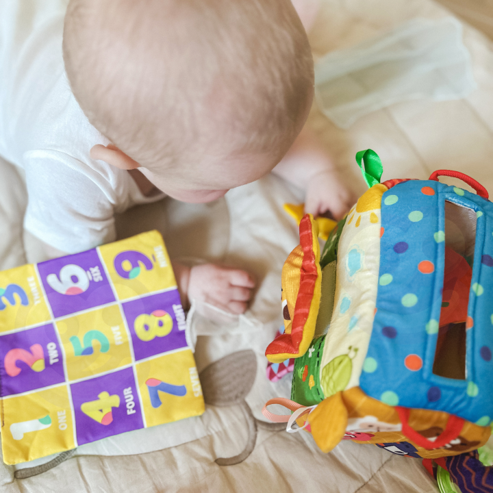 
						WOOPIE BABY Zabawka Edukacyjna Sensoryczna Pani Metka Pudełeczk