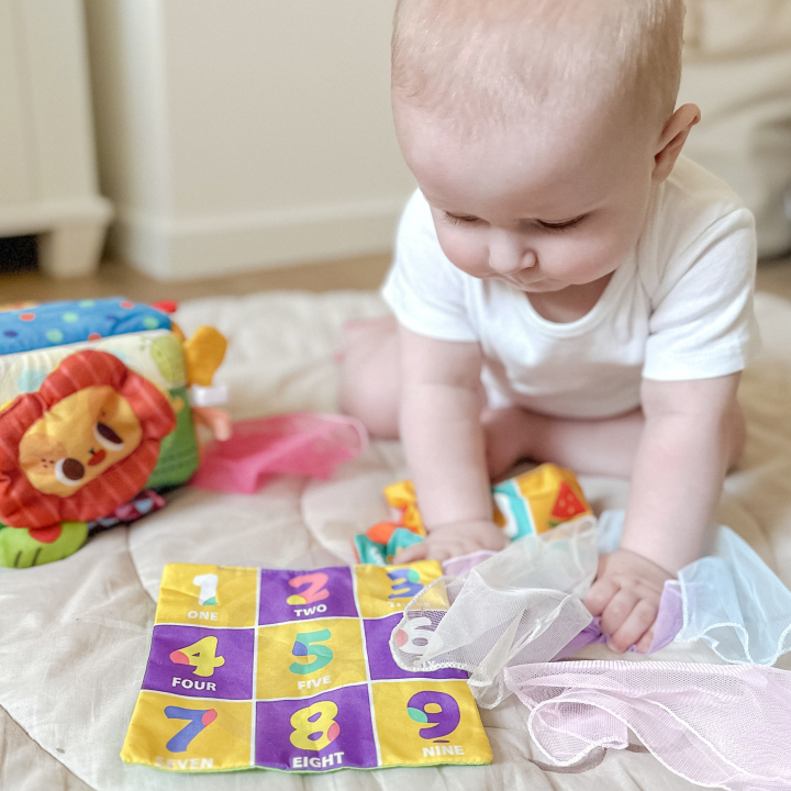 
						WOOPIE BABY Zabawka Edukacyjna Sensoryczna Pani Metka Pudełeczk