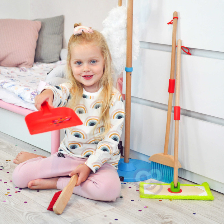 
						TOOKY TOY Drewniany Zestaw do Sprzątania dla Dzieci 6 el.
					