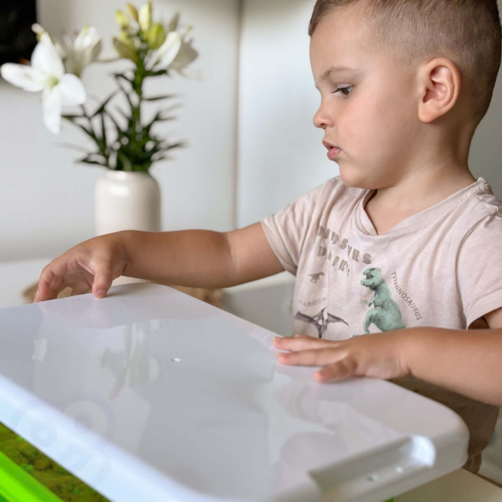 WOOPIE Piasek Kinetyczny 1,5 kg Zestaw XXL ZOO Safari Stolik z Foremka