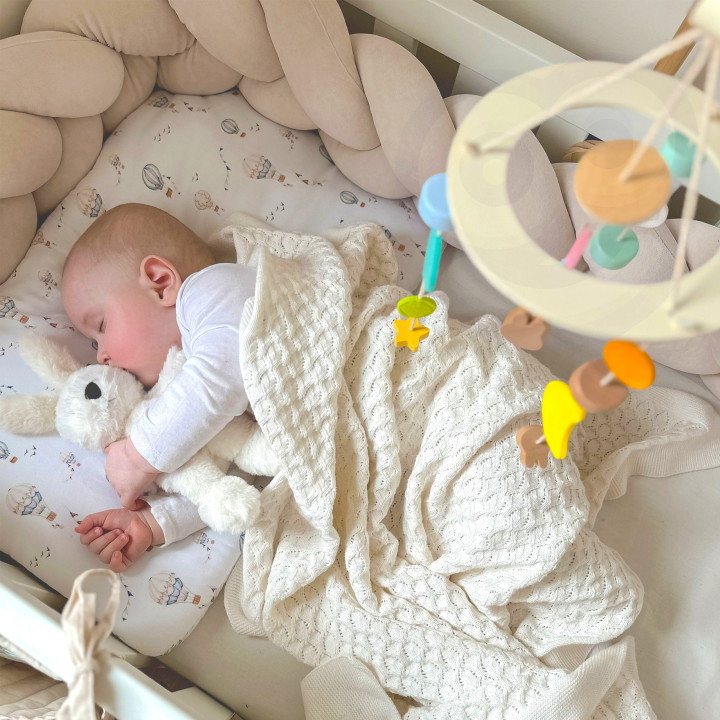 CLASSIC WORLD Prezent dla Niemowlaka Box Baby Shower Gryzak Przytulank