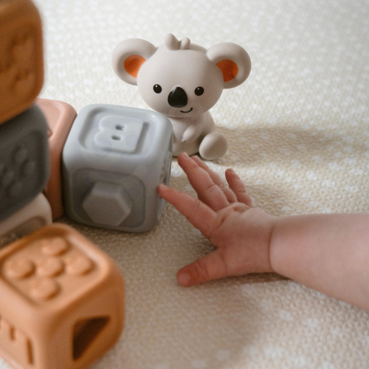 WOOPIE BABY Zestaw Edukacyjna Piramdka Klocki Sensoryczne 2w1 Gryzak C